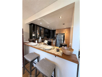 Convenient and Highly desirable Harbor Gate North Complex, Floor - photo 3