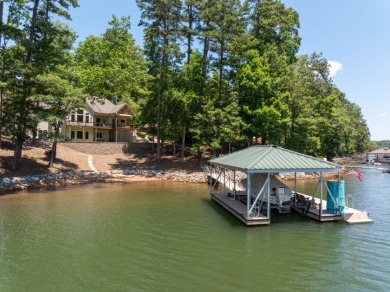 A waterfront masterpiece boasting custom curated features - photo 1