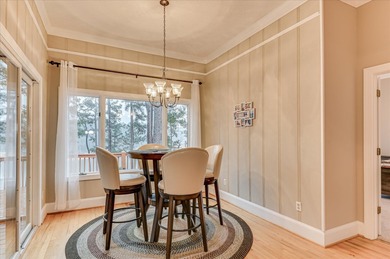 This exceptional three-bedroom, three-bathroom residence - photo 19