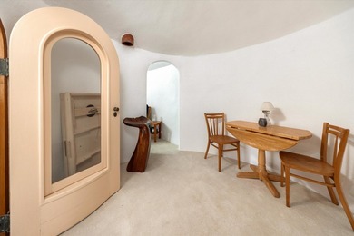 Perched in the foothills of Montecito, this one of a kind 40 - photo 32