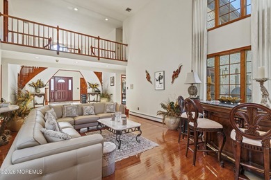 Custom Built 6 Bedroom 5.5 Bath Estate Home on private - photo 12