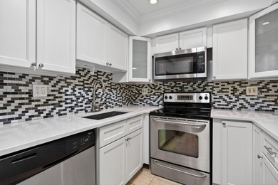 Spacious 4-bedroom, 2.5-bath townhouse ideally located in - photo 12