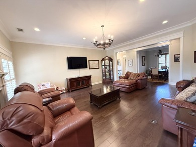 Welcome to 114 Parkside Cove, a home of absolute perfection! - photo 14