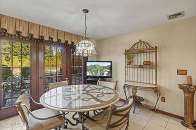Custom Built 6 Bedroom 5.5 Bath Estate Home on private - photo 15