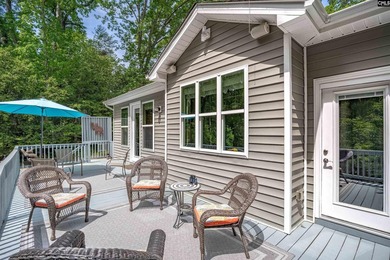 NEW PRICE! This custom built/2017 5 Bedroom home offers SO - photo 19