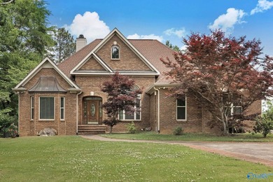 (private lake, pond, coastal) Home For Sale in Blountsville Alabama