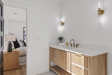 A timeless renovation in the North Central neighborhood of the - photo 25