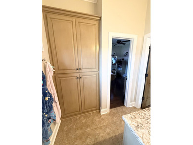 Welcome to 114 Parkside Cove, a home of absolute perfection! - photo 28