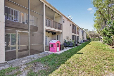 Spacious 4-bedroom, 2.5-bath townhouse ideally located in - photo 32