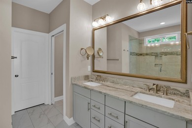 NEW PRICE! This custom built/2017 5 Bedroom home offers SO - photo 33