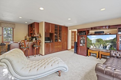 Custom Built 6 Bedroom 5.5 Bath Estate Home on private - photo 34