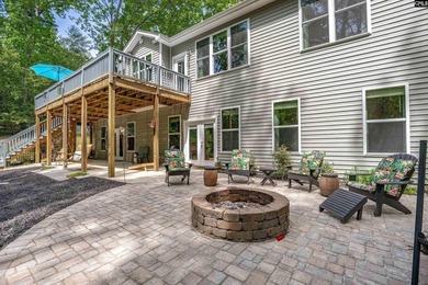 NEW PRICE! This custom built/2017 5 Bedroom home offers SO - photo 36