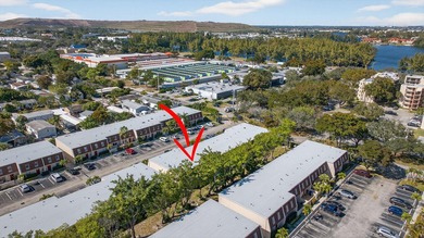 Spacious 4-bedroom, 2.5-bath townhouse ideally located in - photo 37