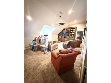 Welcome to 114 Parkside Cove, a home of absolute perfection! - photo 38
