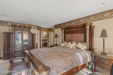 Custom Built 6 Bedroom 5.5 Bath Estate Home on private - photo 43