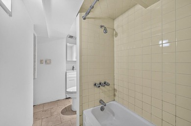 Set on a charming tree-lined townhouse block in the heart of - photo 1
