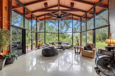 Rare opportunity to restore a one-of-a-kind mid-century modern - photo 4
