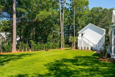 Welcome to 914 Lakeview Drive, a stunning new construction - photo 3