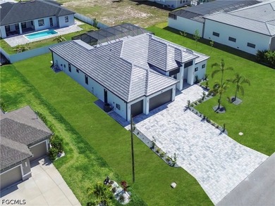 Experience refined luxury and modern comfort in this exceptional - photo 3