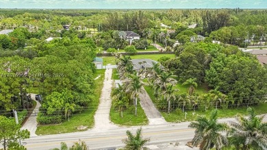 Beautifully maintained property located in the highly desirable - photo 8