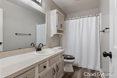 Welcome to Silverleaf! This condo community offers the best of - photo 12