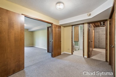 Welcome to Silverleaf! This condo community offers the best of - photo 15