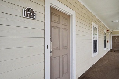Welcome to your coastal retreat in the highly sought-after - photo 3