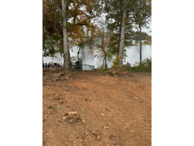 Lake Lot For Sale in Duncan, South Carolina