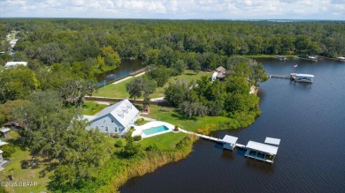 Lake Home For Sale in Palatka, Florida