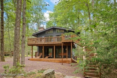 Lake Naomi Home For Sale in Pocono Pines Pennsylvania