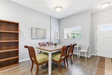 Welcome to this beautifully maintained 3-bedroom, 2-bathroom - photo 9