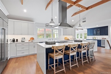 Completely Renovated Southampton Gem! Set on a beautifully - photo 10