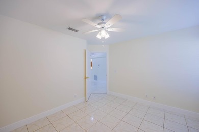 A truly hidden gem in west Boca Raton, beautiful community with - photo 16