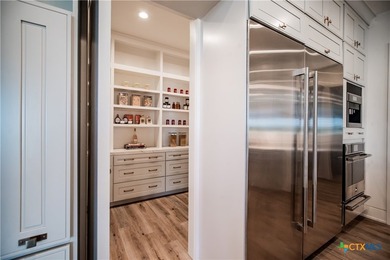 Welcome to 499 Dayspring, an award-winning 7,433 sq. foot luxury - photo 8