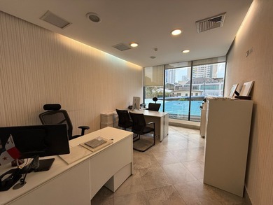 Commercial Building in San Francisco Panama City - 900 m2 - photo 3