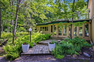 Priced below Appraised value and ready for new Owners! Tucked - photo 8