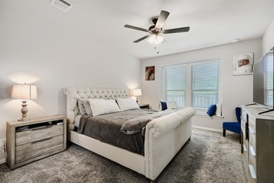 Welcome to this beautifully designed 5-bedroom, 4-bath home in - photo 14