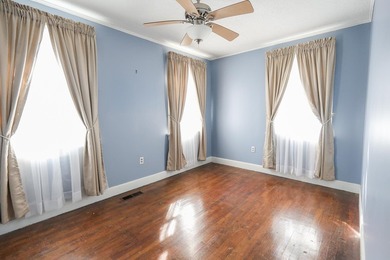 Welcome to 1841 Jasper Street, a charming single-family home - photo 22