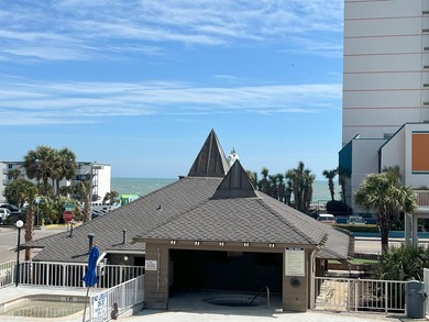 Originally built in 1962 as the iconic Waikiki Village beachside - photo 8