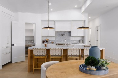 Welcome to THE GRAND, the new definition of luxury living in - photo 6