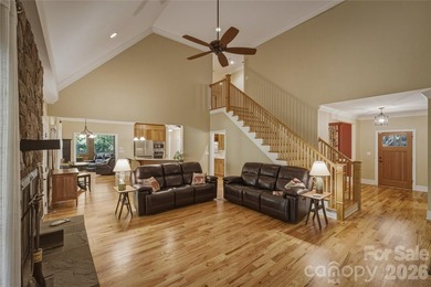 You will feel yourself relaxing as you enter the winding drive - photo 14