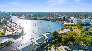 Cape Coral Lakes Area Condo For Sale in Cape Coral Florida