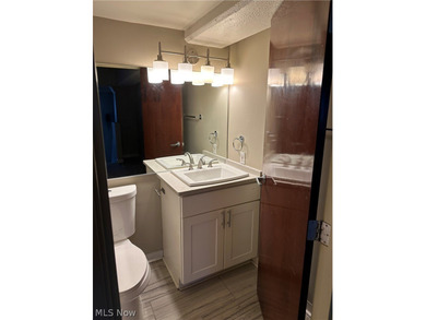 Spacious three-level, one-bedroom condo located in the desirable - photo 21