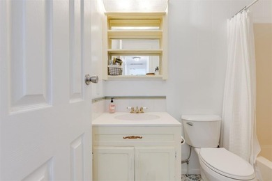 Welcome to 4409 Valley View Lane - a rare opportunity to enjoy - photo 25