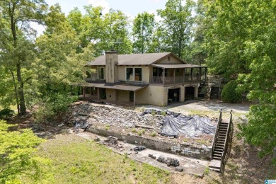 Lake Home For Sale in Chelsea, Alabama