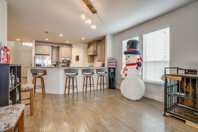 5 Bedrooms + Game Room + Guest Suite Move-In Ready Why wait - photo 12