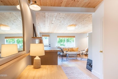 Sweeping panoramic ocean views in the heart of Depoe Bay - photo 32