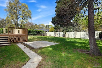 Spacious and well-maintained home offering an open and inviting - photo 37