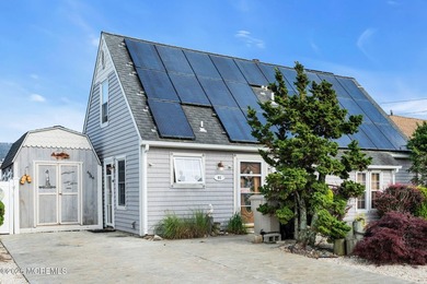 Exceptional waterfront opportunity in the sought-after Berkeley - photo 3