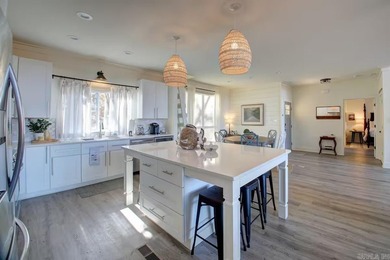 Tucked into a quiet Lake Hamilton cove with 110 feet of deeded - photo 5